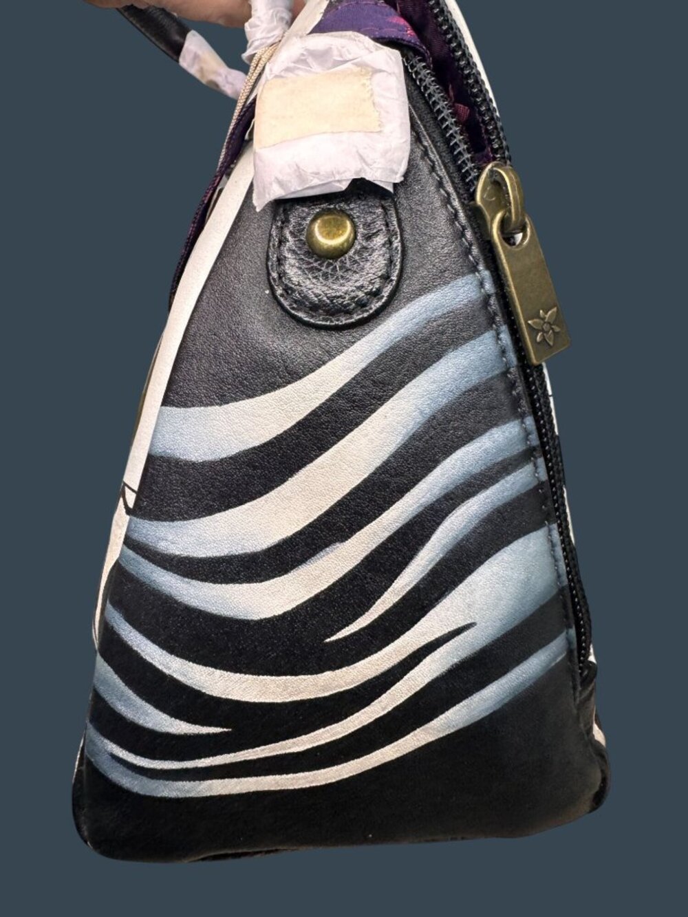 NWT Anuschka Zebra Hand Painted Leather Satchel Crossbody Bag 7368-ZBC Dust Bag - Picture 9 of 11